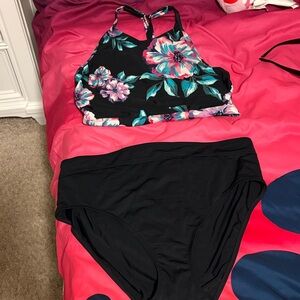 Croft & Barrow Black Floral Bikini Large top and XL bottom